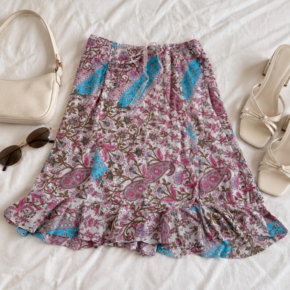 Dresses & Skirts - Paisley Boho Midi Skirt